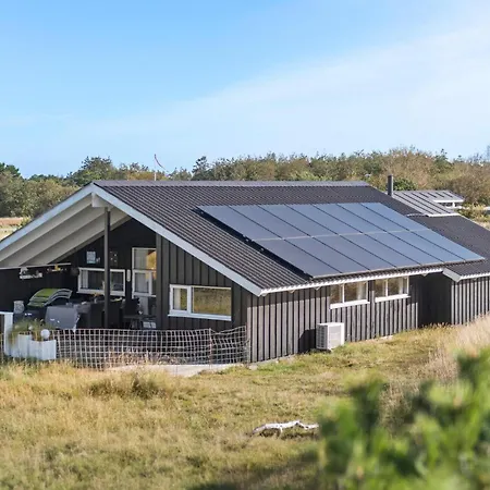 Holiday home Gorgeous In With Wifi Fano